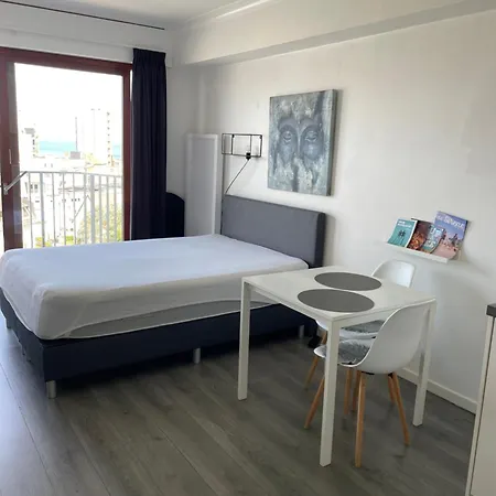 아파트 Kristof 705 미들케르케