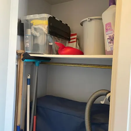 Kristof 705 شقة ميدل كيرك